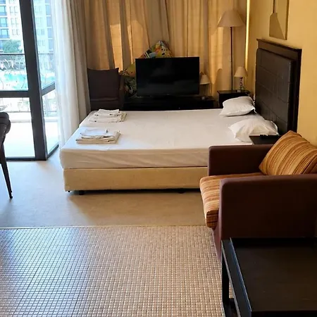 Private In Barcelo Royal Apartment *